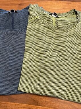 Allbirds Ribbed Crew Tee in Steel Blue & Lime Green